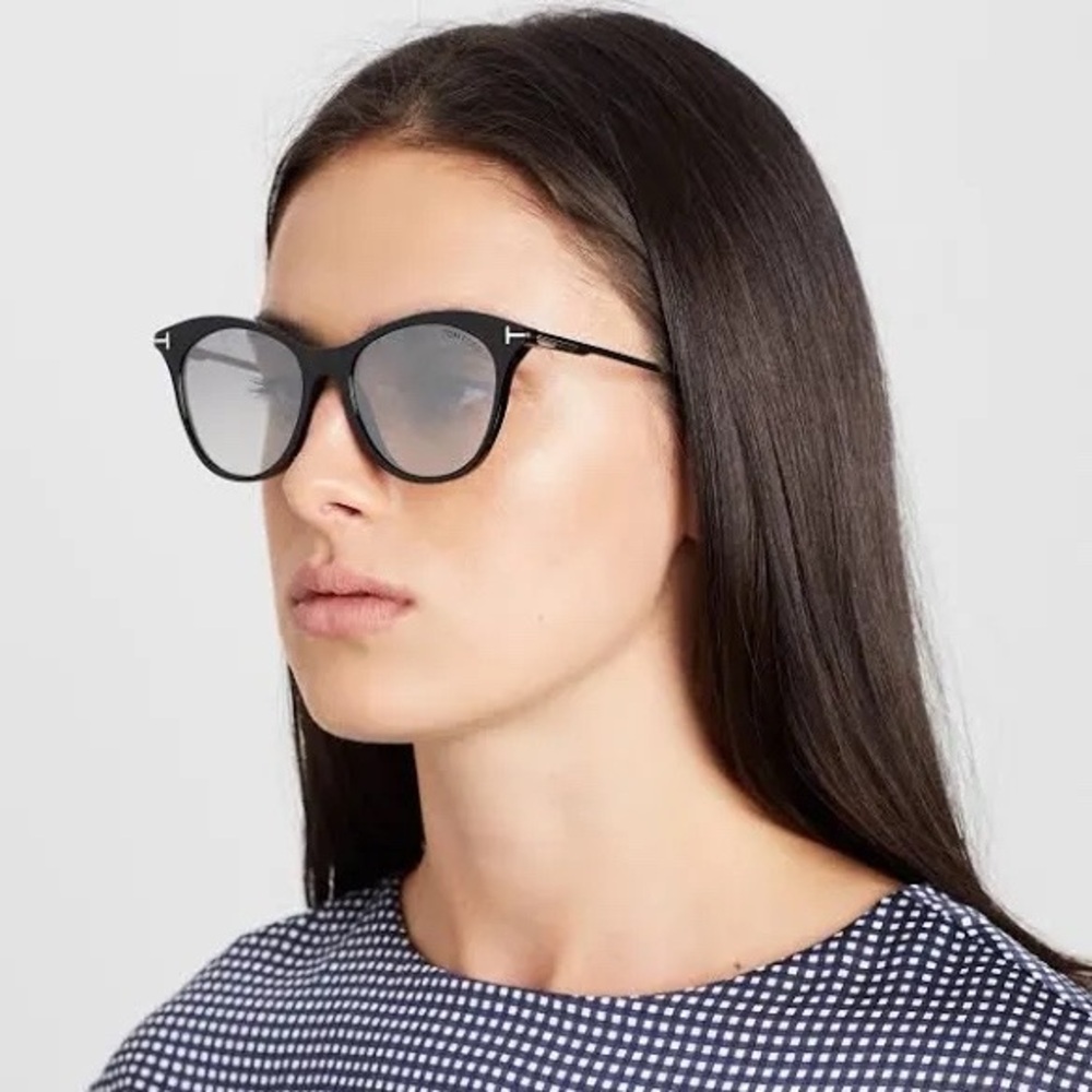 New Tom Ford Micaela Black Cateye Sunglasses